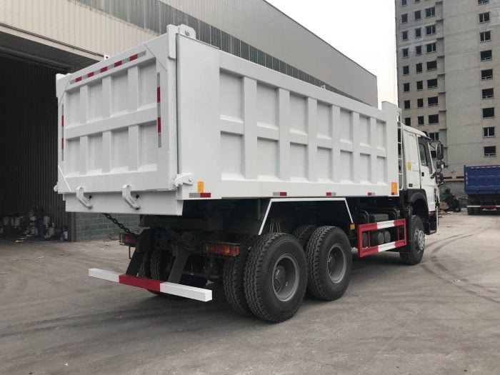 Original quality HOWO dump truck 10 wheels 6x4 price