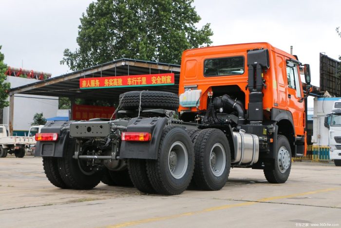 HOWO truck tractor truck 380hp old 371 model 6x4