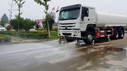 Sinotruk HOWO water tank sprinkler truck cheaper price in China