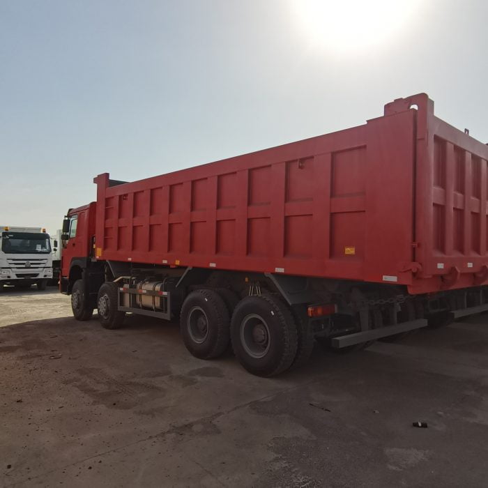 HOWO 380hp 400hp new model tipper truck 8*4 dump truck