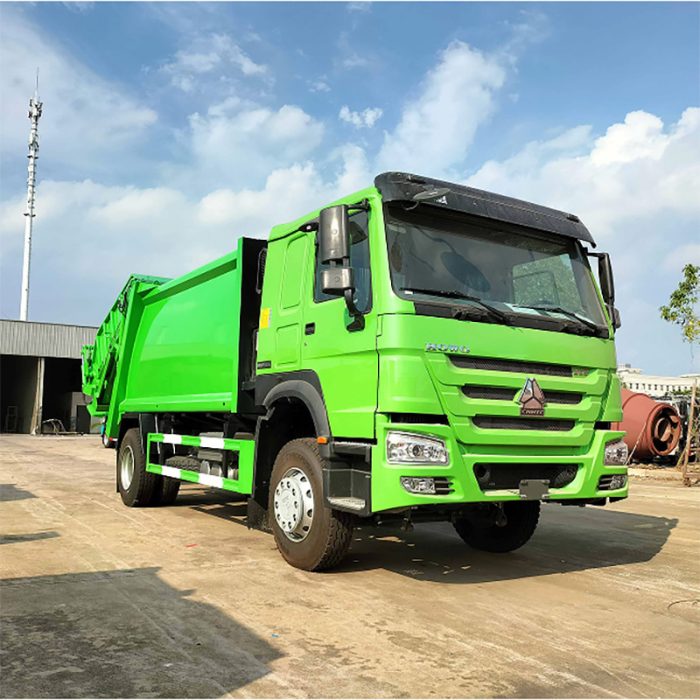 Sinotruk HOWO garbage compactor truck price in China